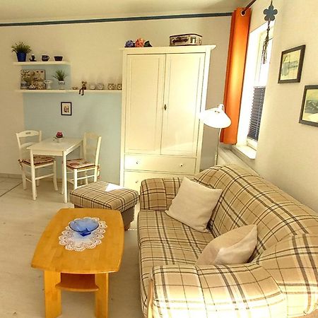 Studio 5 im EG Haus Stranddistel, wunderschones Studio fur 2 Personen in Ostseeheilbad Zingst Exterior foto