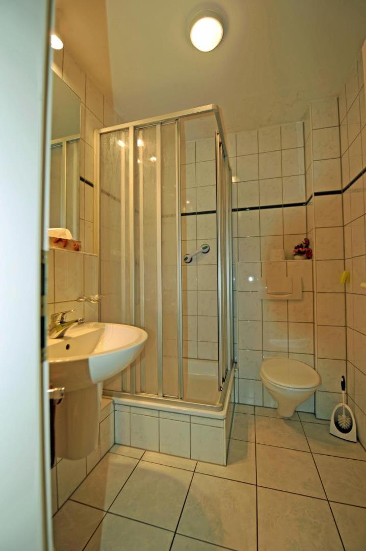 Studio 5 im EG Haus Stranddistel, wunderschones Studio fur 2 Personen in Ostseeheilbad Zingst Exterior foto