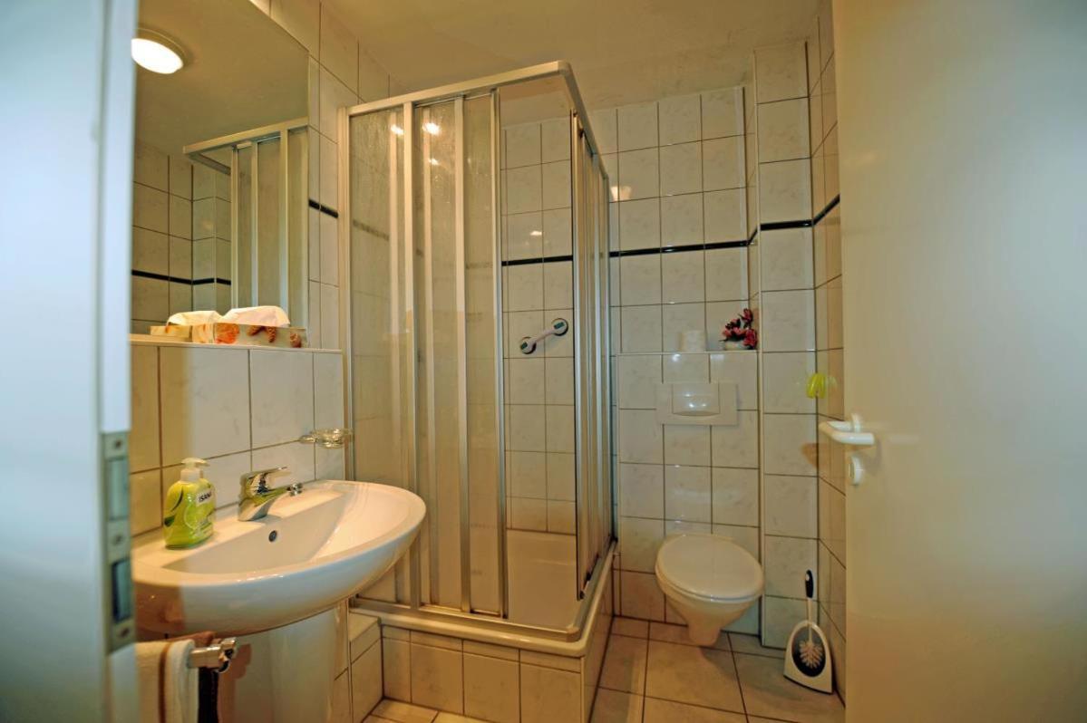 Studio 5 im EG Haus Stranddistel, wunderschones Studio fur 2 Personen in Ostseeheilbad Zingst Exterior foto